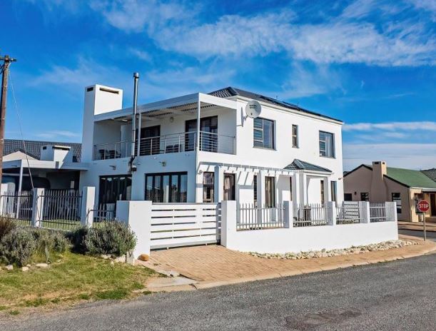 3 Bedroom Property for Sale in Stilbaai Wes Western Cape